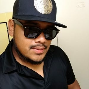 Meet your Posher, Laura-y